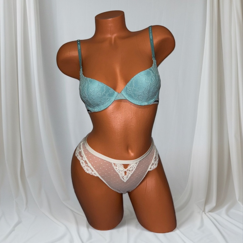 Victoria's Secret Demi Bra